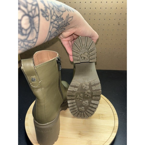 Sam & Libby Women's Camila Heeled Chelsea Bootie Dark Moss Green Size 6 - Picture 5 of 7